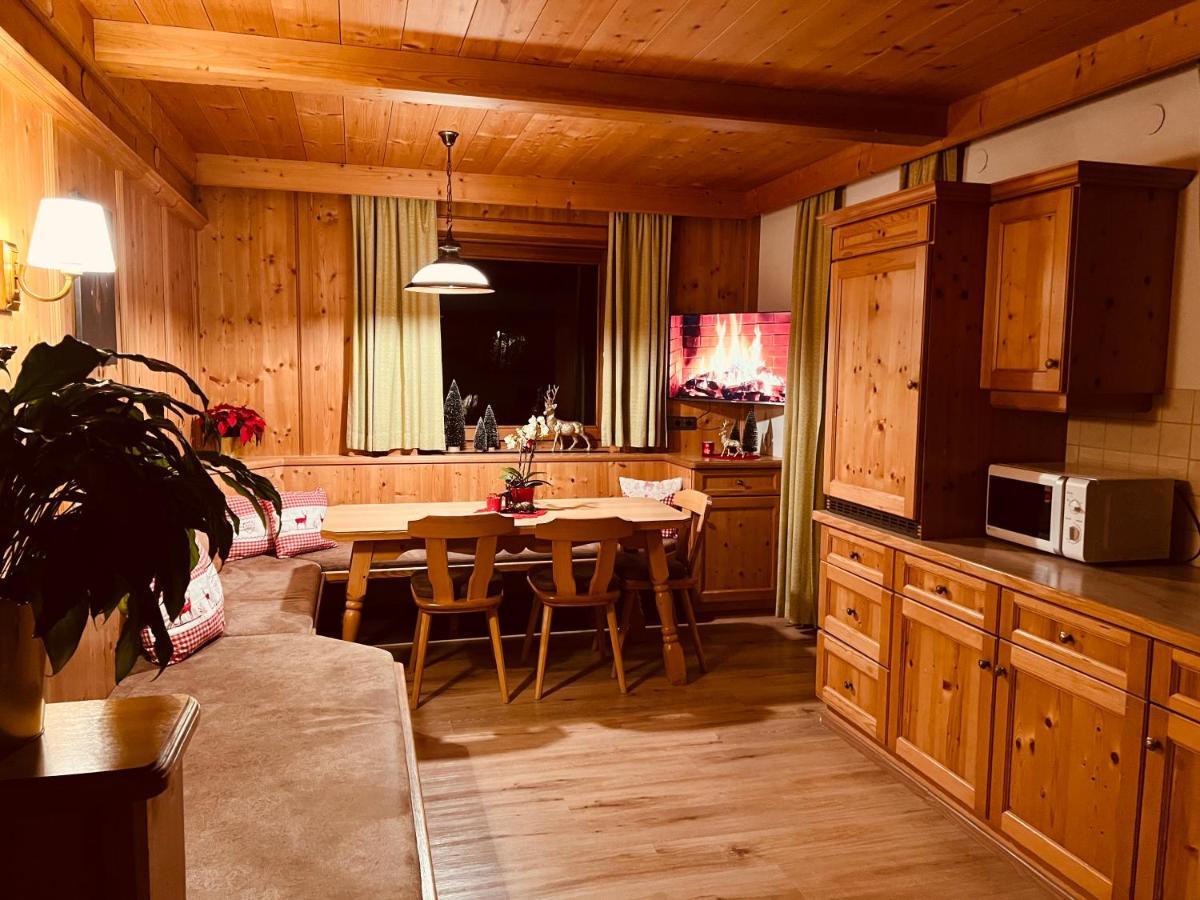 Ferienwohnung Platzhirsch Panorama View Balkon, Gartensauna, Garten, Grillplatz Stumm Dış mekan fotoğraf