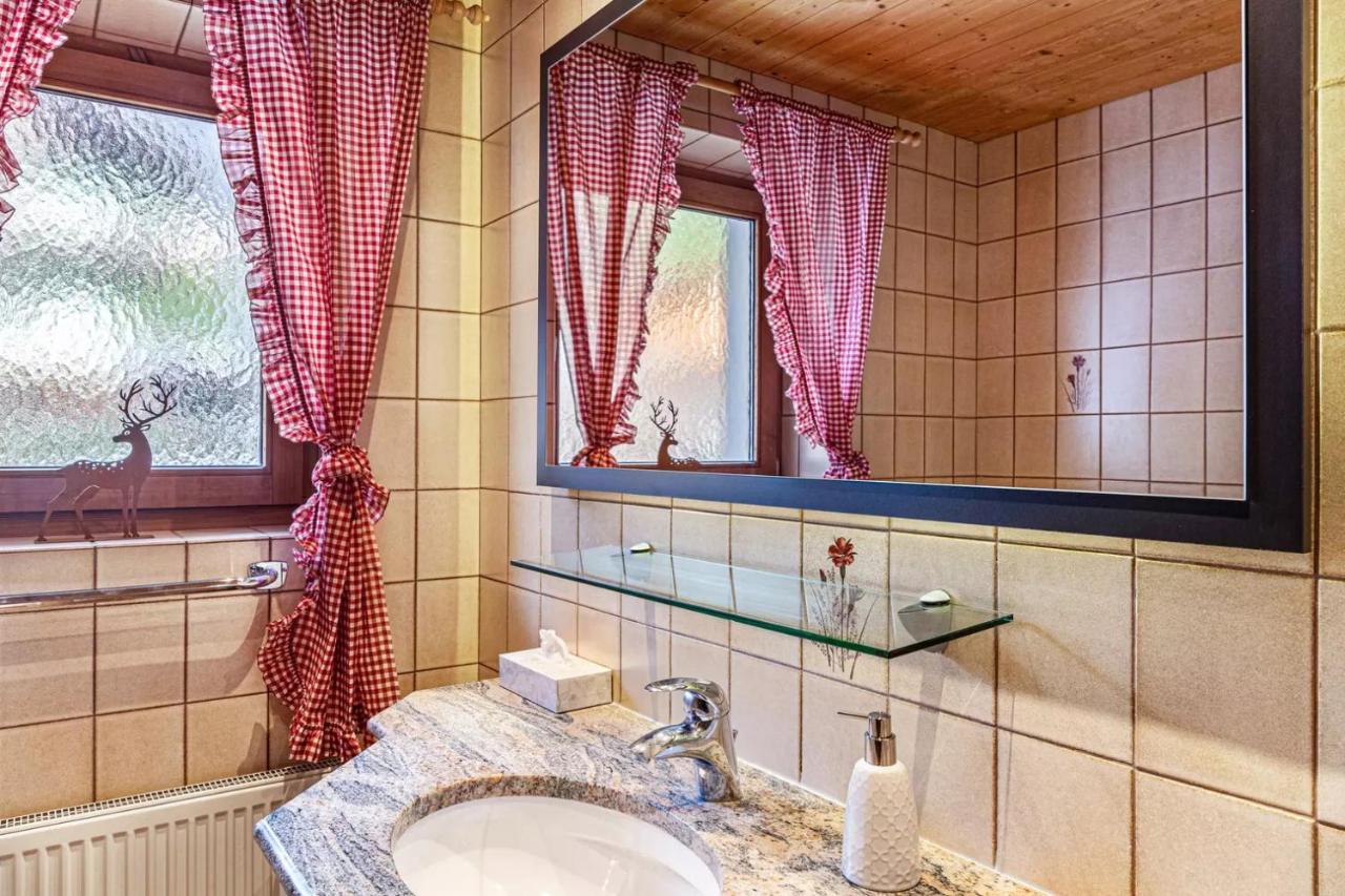 Ferienwohnung Platzhirsch Panorama View Balkon, Gartensauna, Garten, Grillplatz Stumm Dış mekan fotoğraf