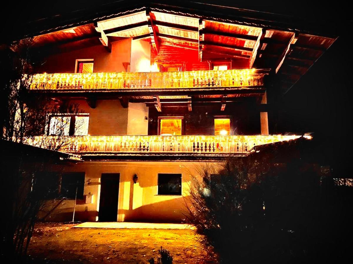 Ferienwohnung Platzhirsch Panorama View Balkon, Gartensauna, Garten, Grillplatz Stumm Dış mekan fotoğraf