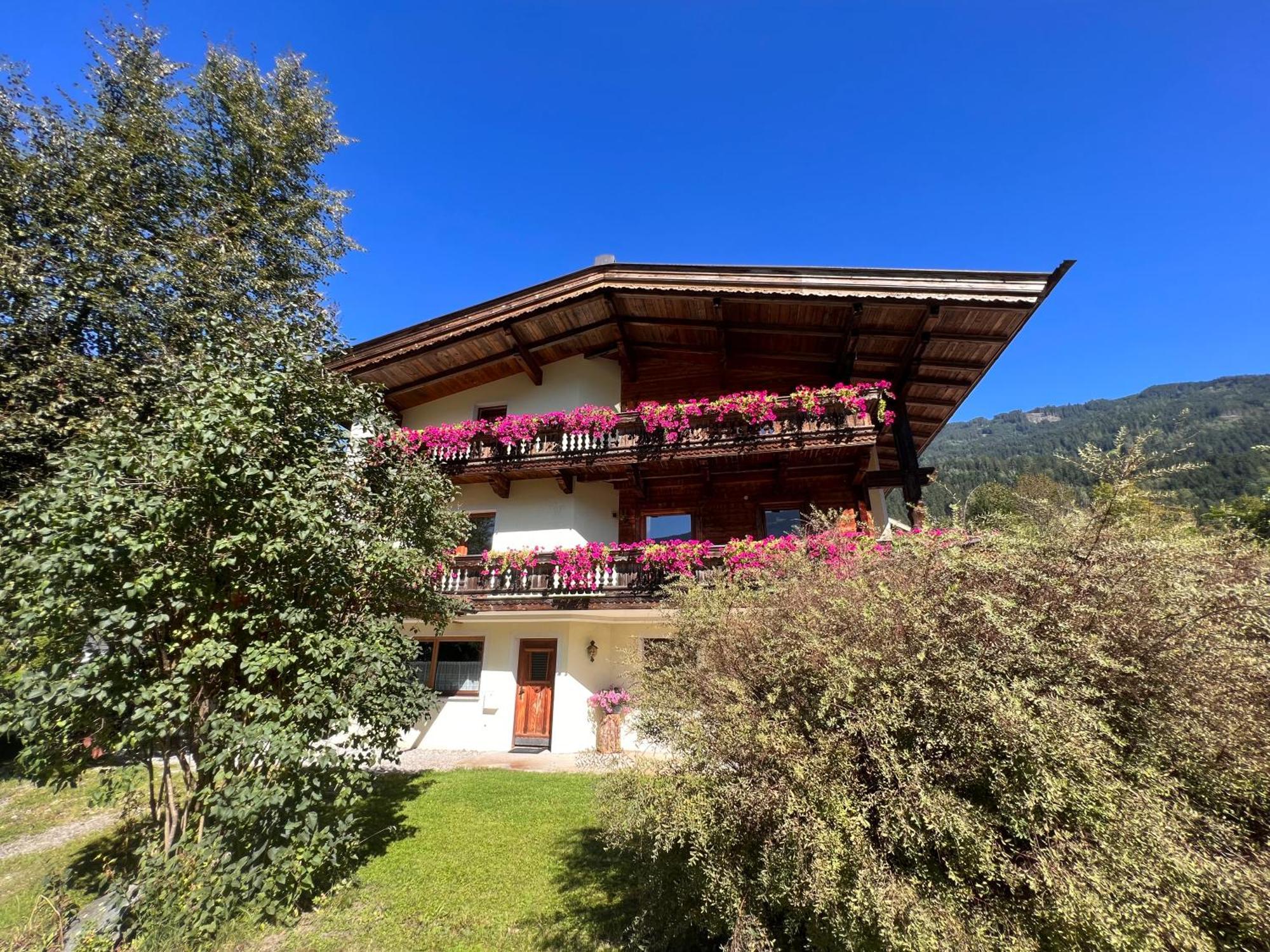 Ferienwohnung Platzhirsch Panorama View Balkon, Gartensauna, Garten, Grillplatz Stumm Dış mekan fotoğraf